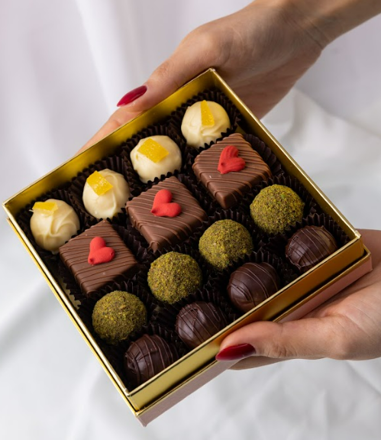 ÇİKOLATA KUTUSU resmi